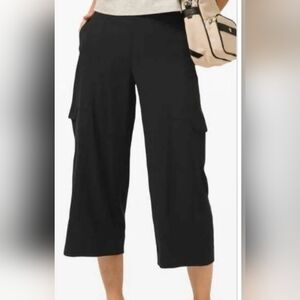 Lululemon Cropped Black Cargo